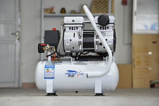 High pressure air compressor